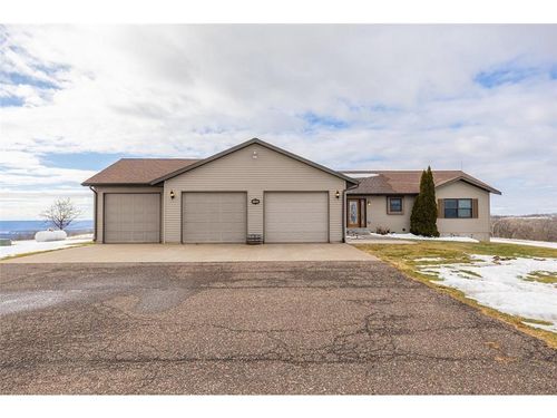 W1660 Maplewood Ln, Alma, WI, 54610-8059 | Card Image