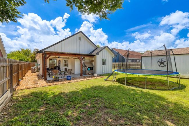 312 Holly Ave, House other with 3 bedrooms, 3 bathrooms and null parking in Luling TX | Image 24