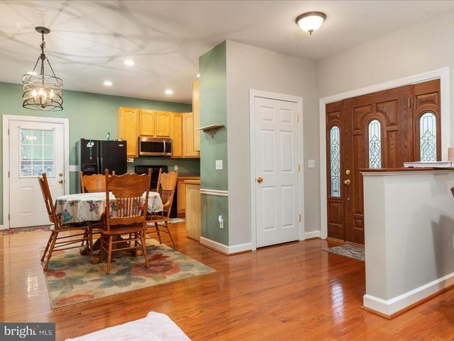 1304 Lakeview Dr, House other with 4 bedrooms, 3 bathrooms and null parking in CROSS JUNCTION VA | Image 11