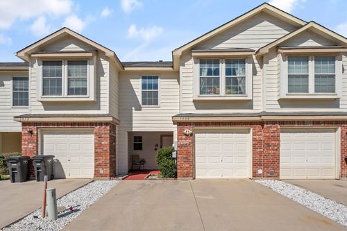 3808 Vista Mar Dr, Euless, TX, 76040-3457 | Card Image