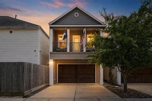 b-118 E 27th St, Houston, TX, 77008-2128 | Card Image