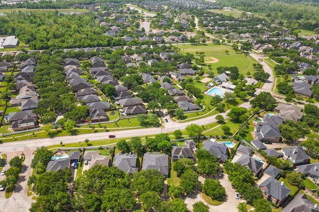 342 Silver Creek Cir, House other with 3 bedrooms, 3 bathrooms and null parking in Richmond TX | Image 36