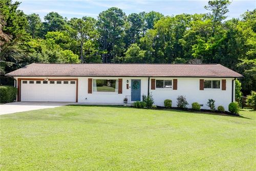 3160 Tina Ln, Marietta, GA, 30066-4312 | Card Image