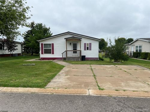 3755 Quail Run, Dryden, MI, 48428-9378 | Card Image