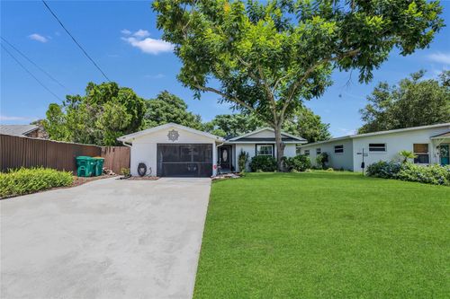 1203 Monterey Dr, EUSTIS, FL, 32726-6410 | Card Image