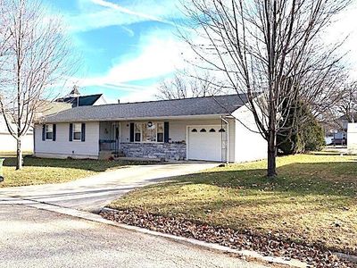 206 W Dow, House other with 3 bedrooms, 1 bathrooms and null parking in Greene IA | Image 1