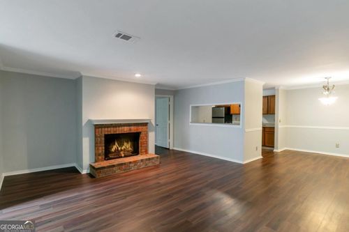 5551-5551 Mountain Springs Cir, Stone Mountain, GA, 30088-3441 | Card Image