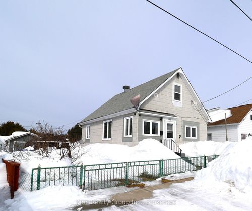 103 Woods St, Kirkland Lake, ON, P2N3C4 | Card Image