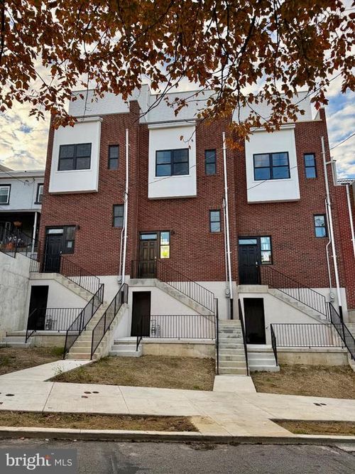 303 Fountain St, PHILADELPHIA, PA, 19128-4571 | Card Image