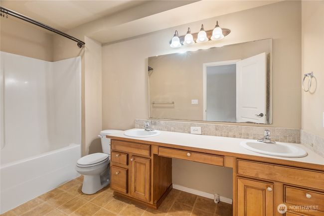 932 Tipsoo Loop N, House other with 3 bedrooms, 3 bathrooms and 2 parking in Rainier WA | Image 20