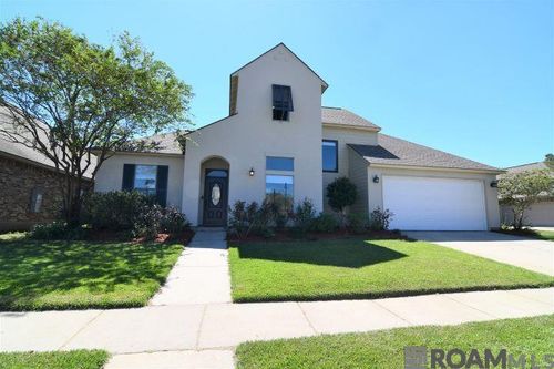 2582 Boudreaux Ave, Zachary, LA, 70791-2240 | Card Image