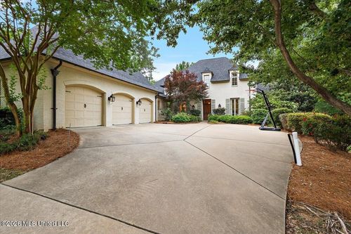 140 Fenwick Cir, Madison, MS, 39110-7782 | Card Image
