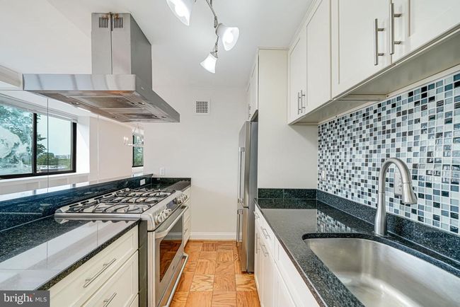 APT-810 - 4390 Lorcom Ln, Condo with 2 bedrooms, 2 bathrooms and null parking in ARLINGTON VA | Image 7