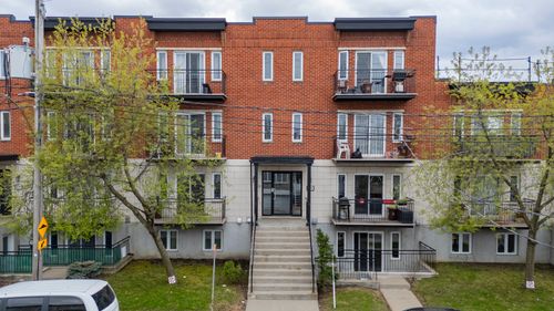 102-8780 Rue Verville, Montréal, QC, H2N1X9 | Card Image