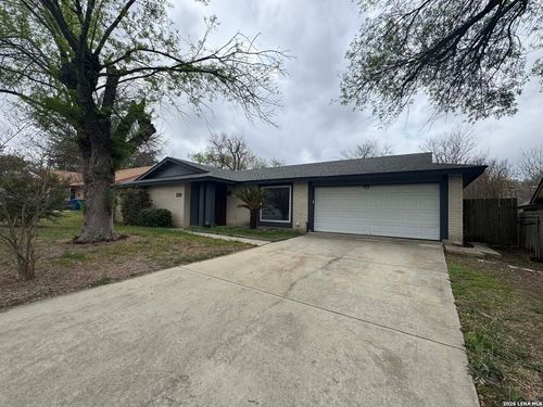 5830 Freemans Farm St, San Antonio, TX, 78233-5115 | Card Image