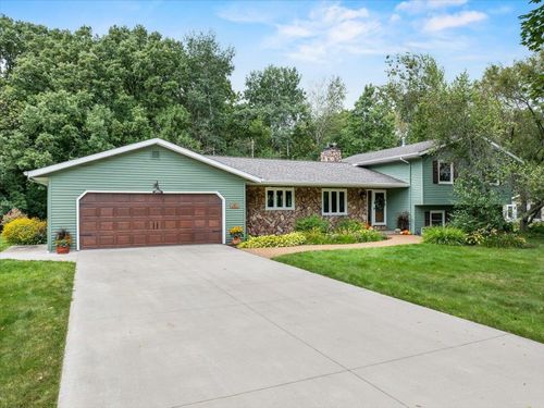 422 Meadow Ln, Marshfield, WI, 54449-3105 | Card Image