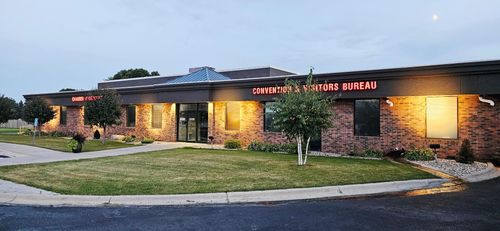 2104 Highway 12 E, Willmar, MN, 56201-5819 | Card Image