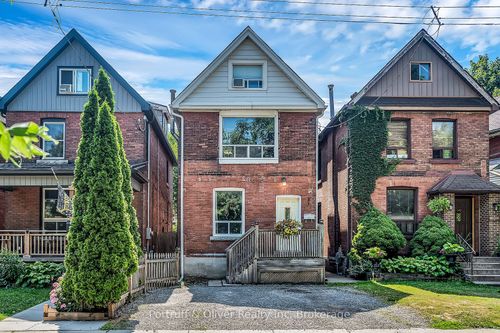 49 E Bend Ave S, Hamilton, ON, L8M3E4 | Card Image