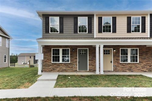3967 Newhall Dr Nw, Hickory, NC, 28601-7528 | Card Image