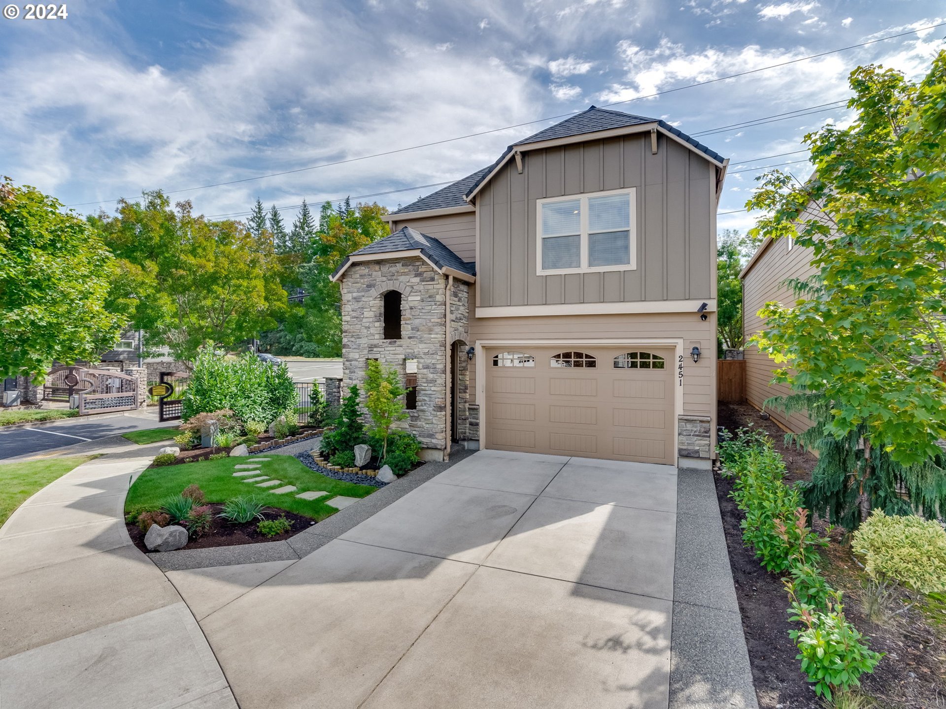 Lorenz St, Camas, WA 98607