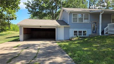 103 Rohrer Heights Drive, House other with 3 bedrooms, 2 bathrooms and null parking in Osawatomie KS | Image 2