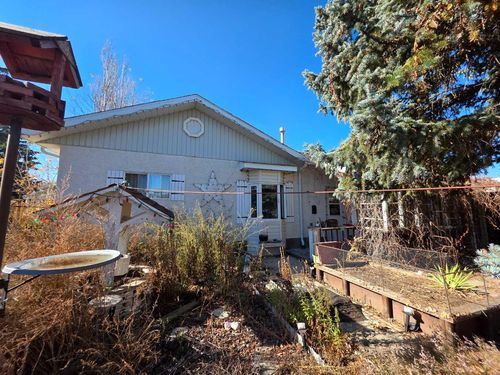 {{alt}} | Card Image