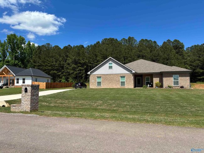 65 Betty Way, House other with 4 bedrooms, 2 bathrooms and null parking in Scottsboro AL | Image 34