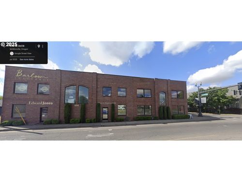 d-1018 Ne 3rd St, McMinnville, OR, 97128-4403 | Card Image