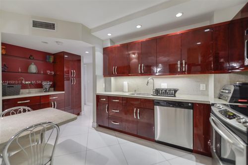 5g-1950 S Ocean Dr, Hallandale Beach, FL, 33009-5958 | Card Image