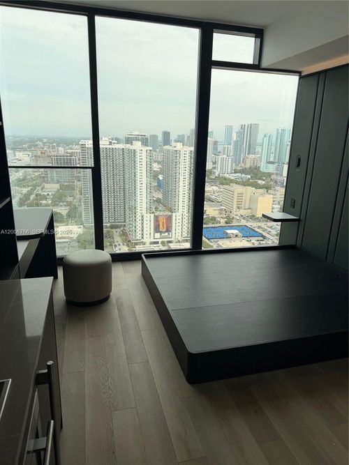 3703a-20 Ne 11th St, Miami, FL, 33132-2682 | Card Image