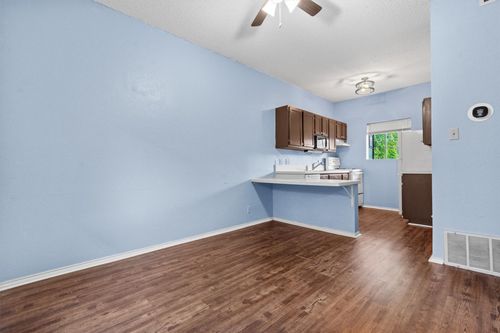 204-3206 King St, Austin, TX, 78705-2242 | Card Image