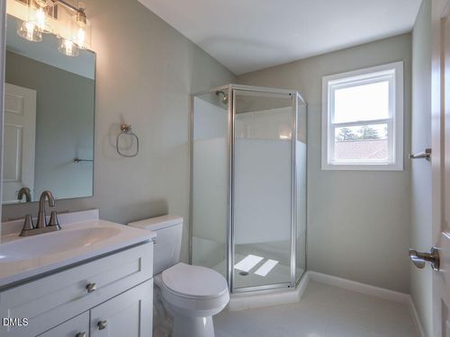 b-255 Erwin Road, Chapel Hill, NC, 27514 | Card Image