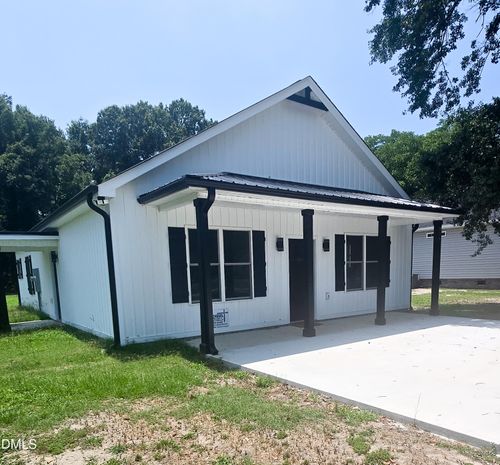 214 E Railroad St, La Grange, NC, 28551-1734 | Card Image