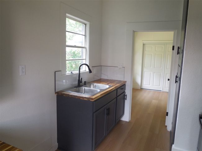 1202 W Main St, House other with 2 bedrooms, 1 bathrooms and null parking in Eastland TX | Image 16