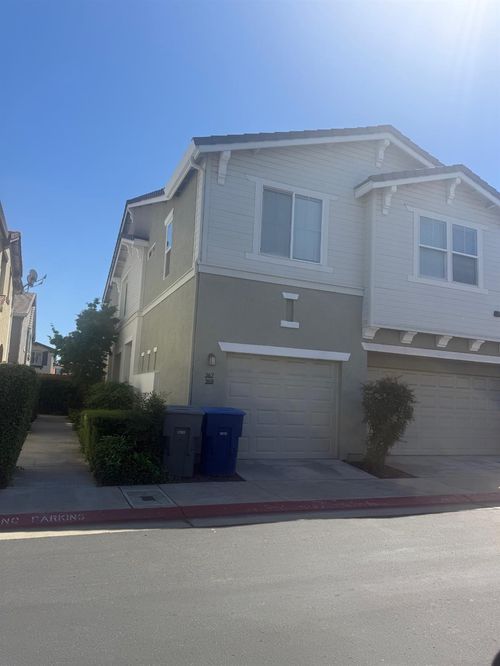 369 N Greco Ln, Clovis, CA, 93611-6183 | Card Image