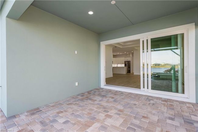 8925 Calypso Ct, Condo with 2 bedrooms, 2 bathrooms and 2 parking in Naples FL | Image 25