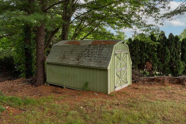 11 Trinity Ave, House other with 3 bedrooms, 2 bathrooms and 5 parking in Grafton MA | Image 24