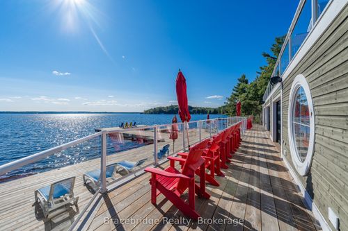 a201-a2-1869 Muskoka Rd 118 Highway W, Muskoka Lakes, ON, P1L1W8 | Card Image