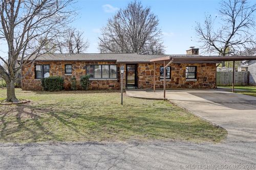 502 W 43rd St, Sand Springs, OK, 74063-2430 | Card Image