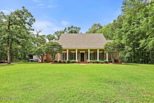 1507 W Flowers Rd, Terry, MS, 39170-9795 | Card Image