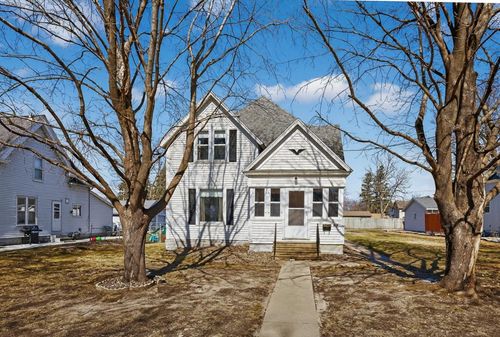 815 E Center St, Rochester, MN, 55904-4602 | Card Image