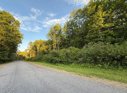107 Scout Rd, Wilton, NY, 12831-2408 | Card Image