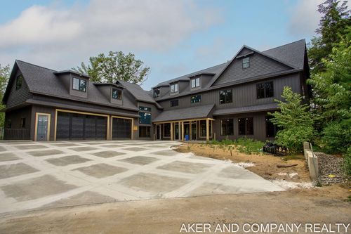 16655 Tenhagen, West Olive, MI, 49460-9210 | Card Image