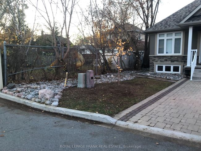 8 - 24 Brinton Dr, Condo with 4 bedrooms, 3 bathrooms and 2 parking in Peterborough ON | Image 45