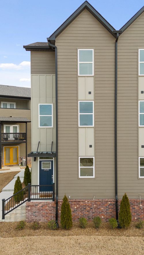 1930 Addi Ln, Chattanooga, TN, 37421-4158 | Card Image