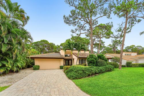 643 Lakewoode Cir W, Delray Beach, FL, 33445-4315 | Card Image