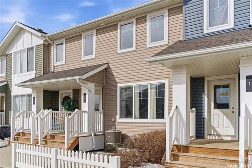 2-5752 Gordon Rd, Regina, SK, S4W0M1 | Card Image