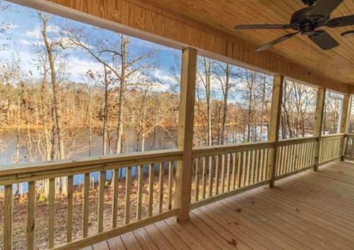 1130 Twin View Cir, Selmer, TN, 38375 | Card Image