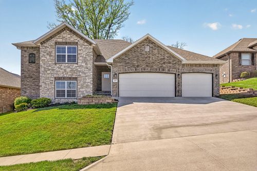 5375 S Twelve Oaks Rd, Springfield, MO, 65810-2331 | Card Image