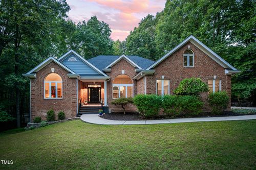122 Berwick Pl, Hillsborough, NC, 27278-9724 | Card Image